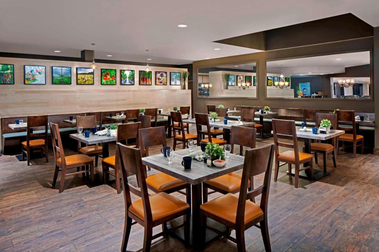 Four Points By Sheraton Anaheim Exterior foto