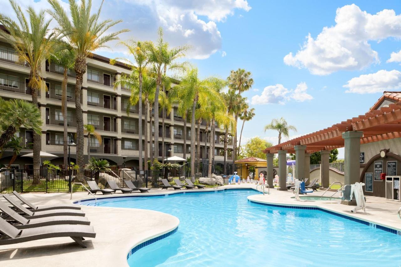 Four Points By Sheraton Anaheim Exterior foto