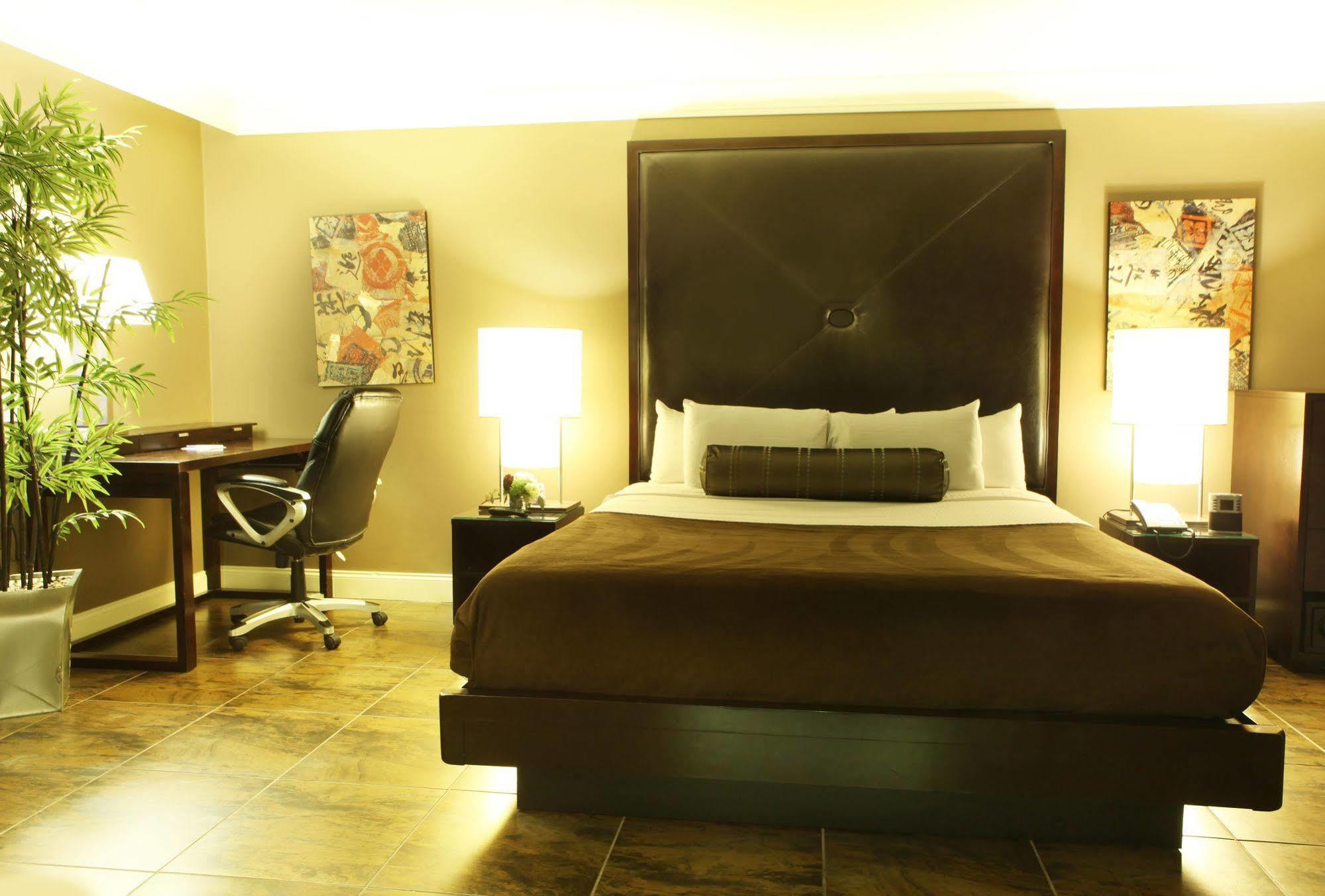 Four Points By Sheraton Anaheim Exterior foto