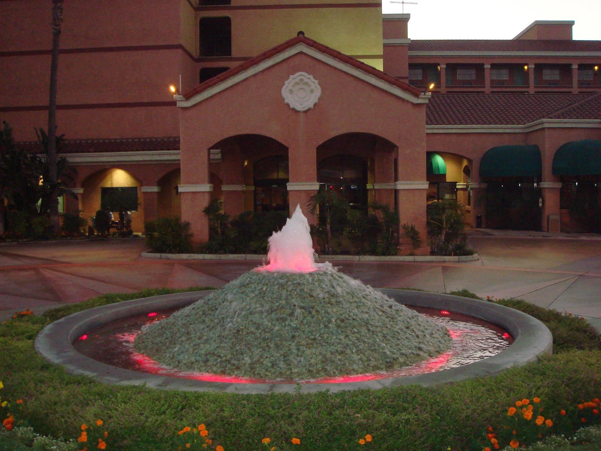 Four Points By Sheraton Anaheim Exterior foto